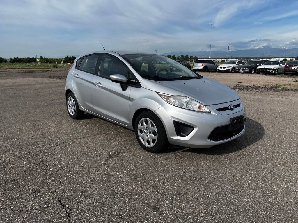 Used 2012 Ford Fiesta SE FWD image 3