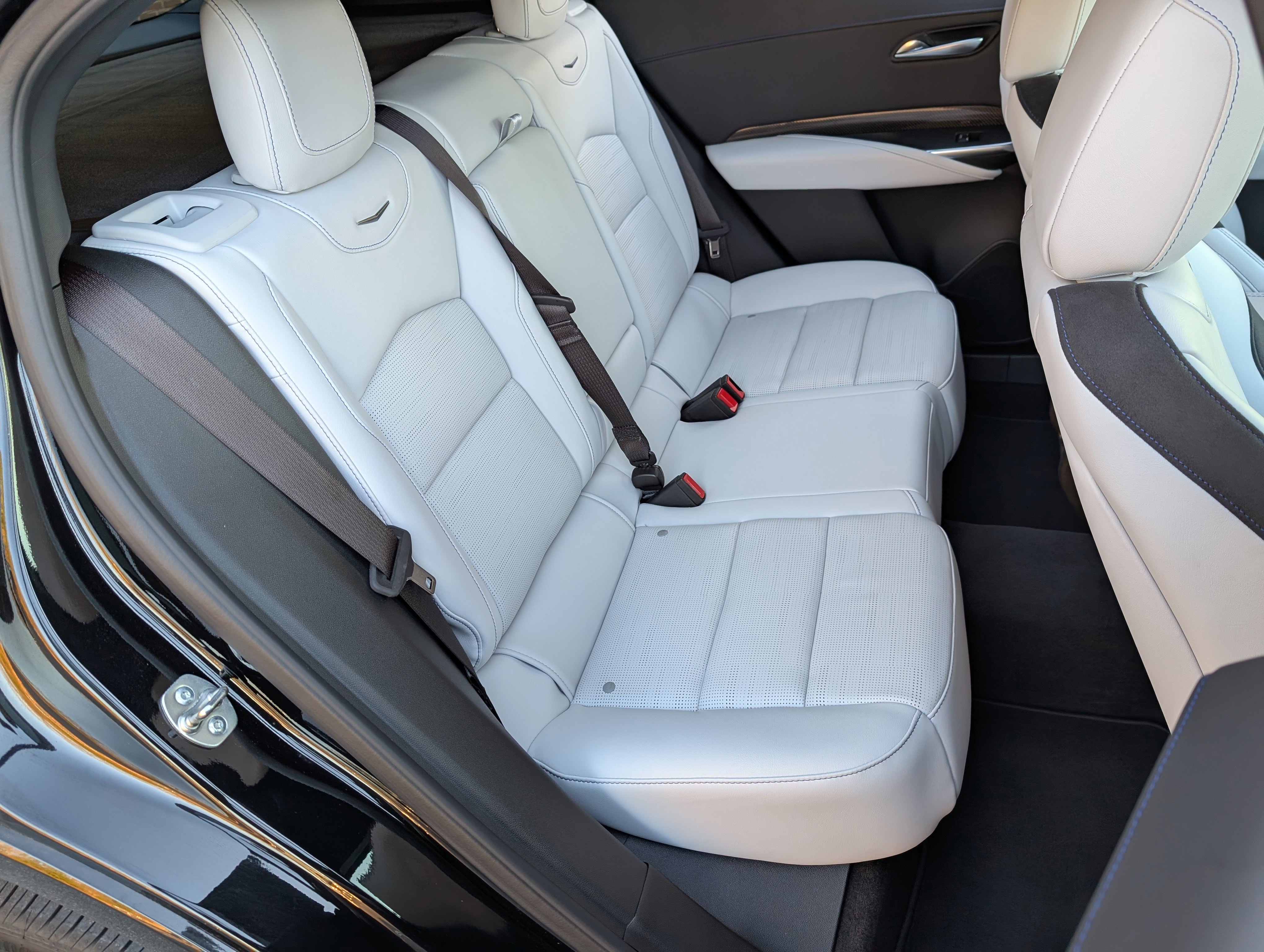 Used 2024 Cadillac XT4 Sport image 19