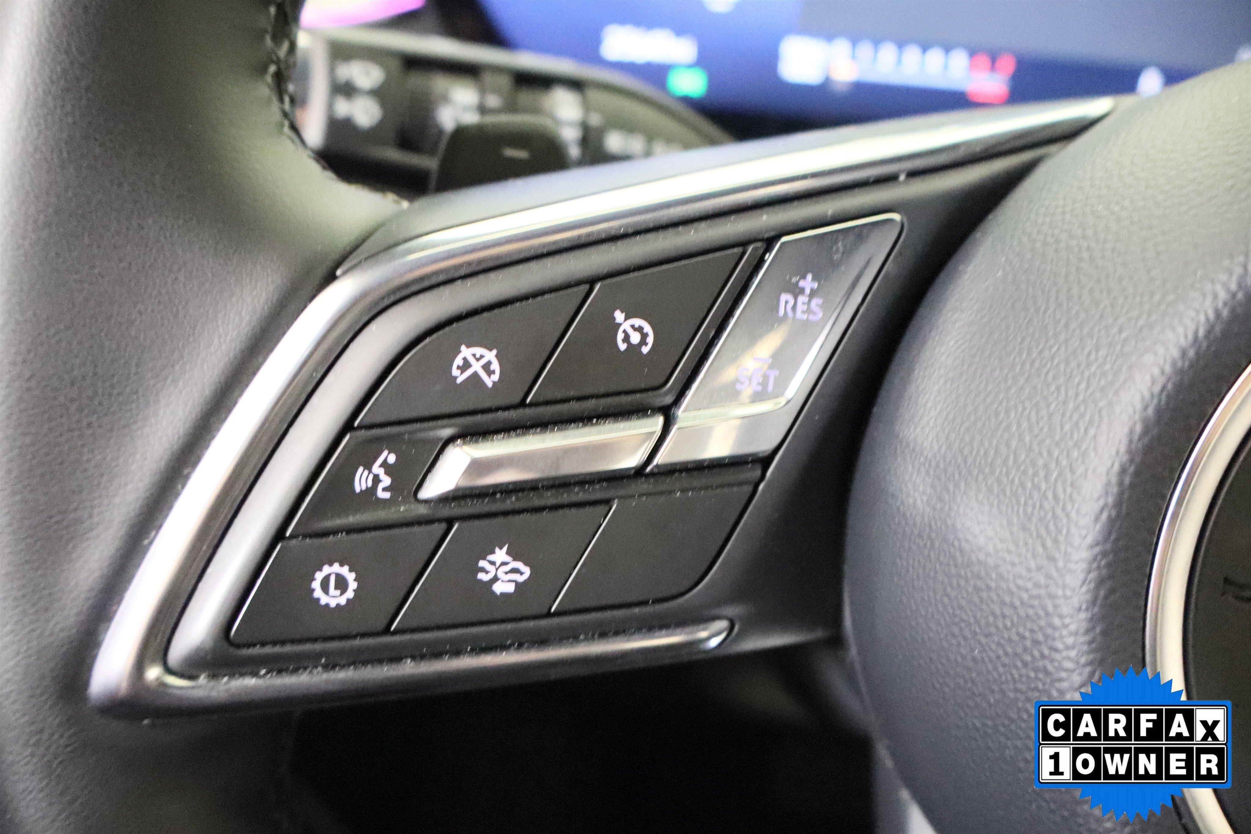 Used 2025 Buick Enclave Preferred FWD image 27