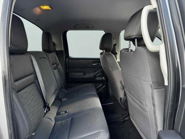 Used 2023 Nissan Frontier SV w/ Technology Package AWD/4WD image 45