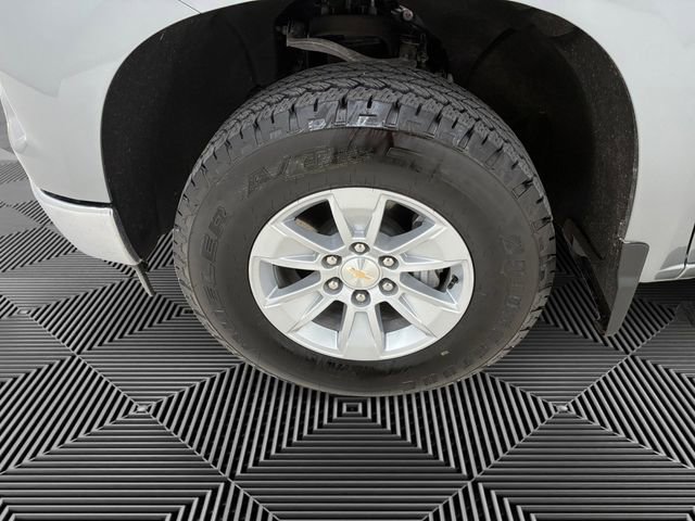 Used 2024 Chevrolet Silverado 1500 LT w/ Safety Package image 9