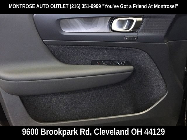 New 2024 Volvo XC40 Recharge Plus w/ Protection Package Premier RWD image 11