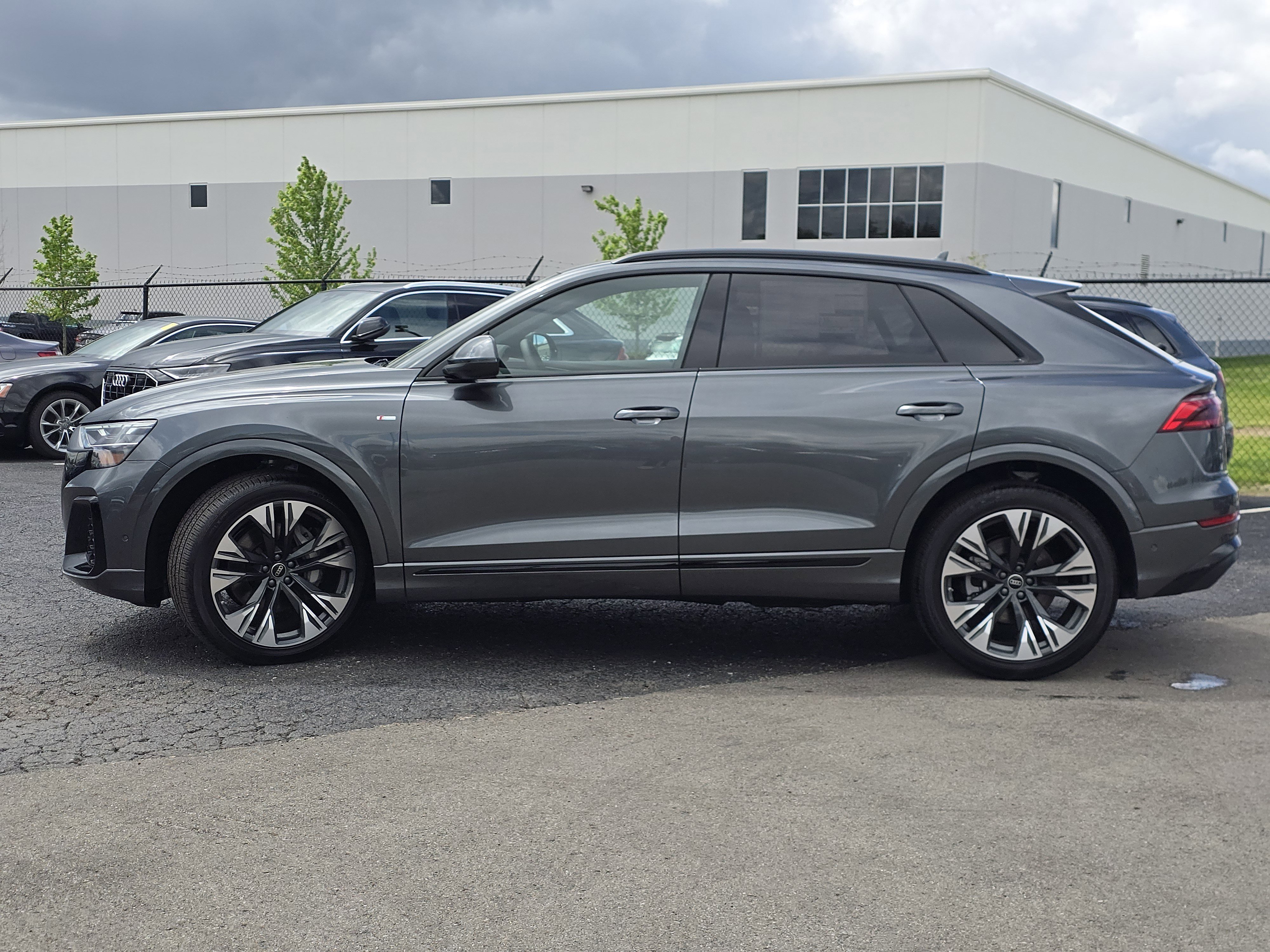 New 2026 Audi Q8 Premium Plus AWD/4WD image 4