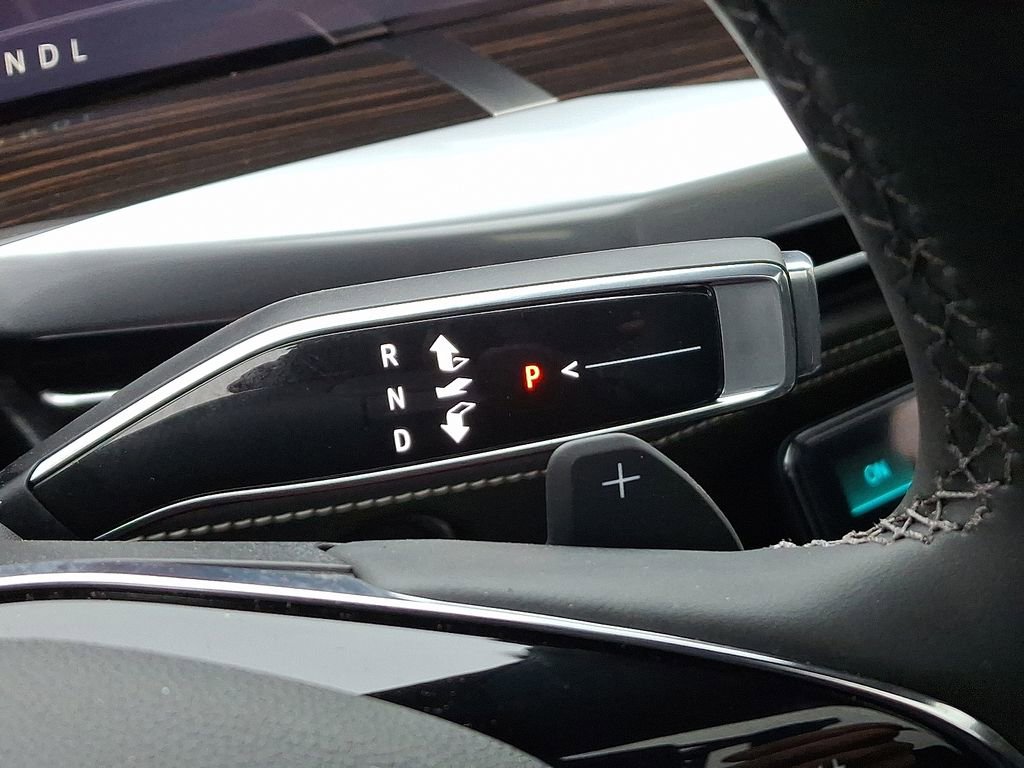 New 2026 Cadillac Escalade ESV Luxury w/ LPO, Floor Liner Package image 7