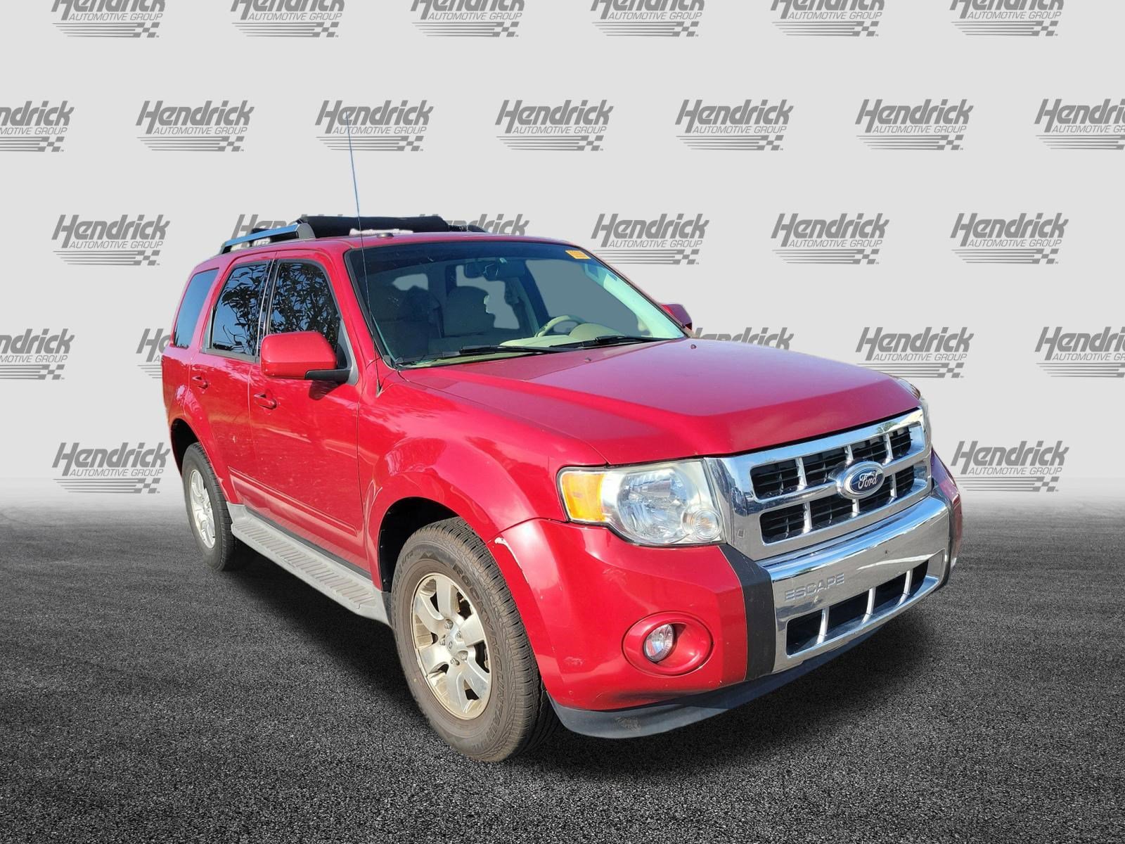 Used 2011 Ford Escape Limited w/ 302A Rapid Spec Order Code FWD image 2