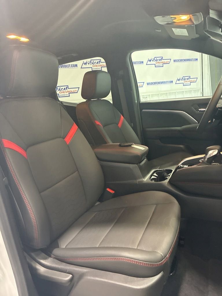 New 2025 Chevrolet Colorado Z71 w/ Midnight Edition AWD/4WD image 53