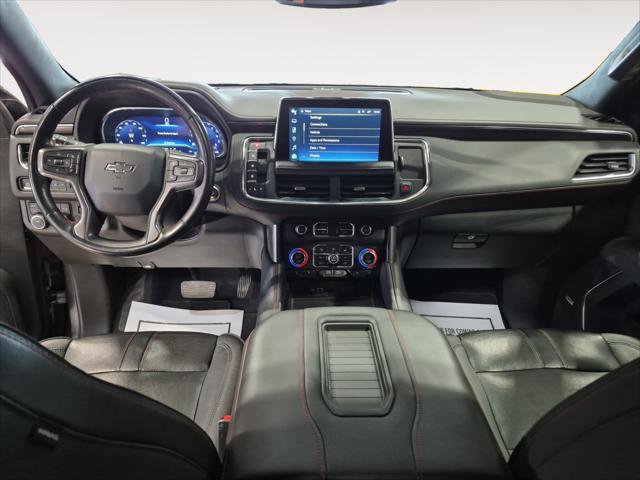 Used 2022 Chevrolet Suburban RST w/ Luxury Package image 12