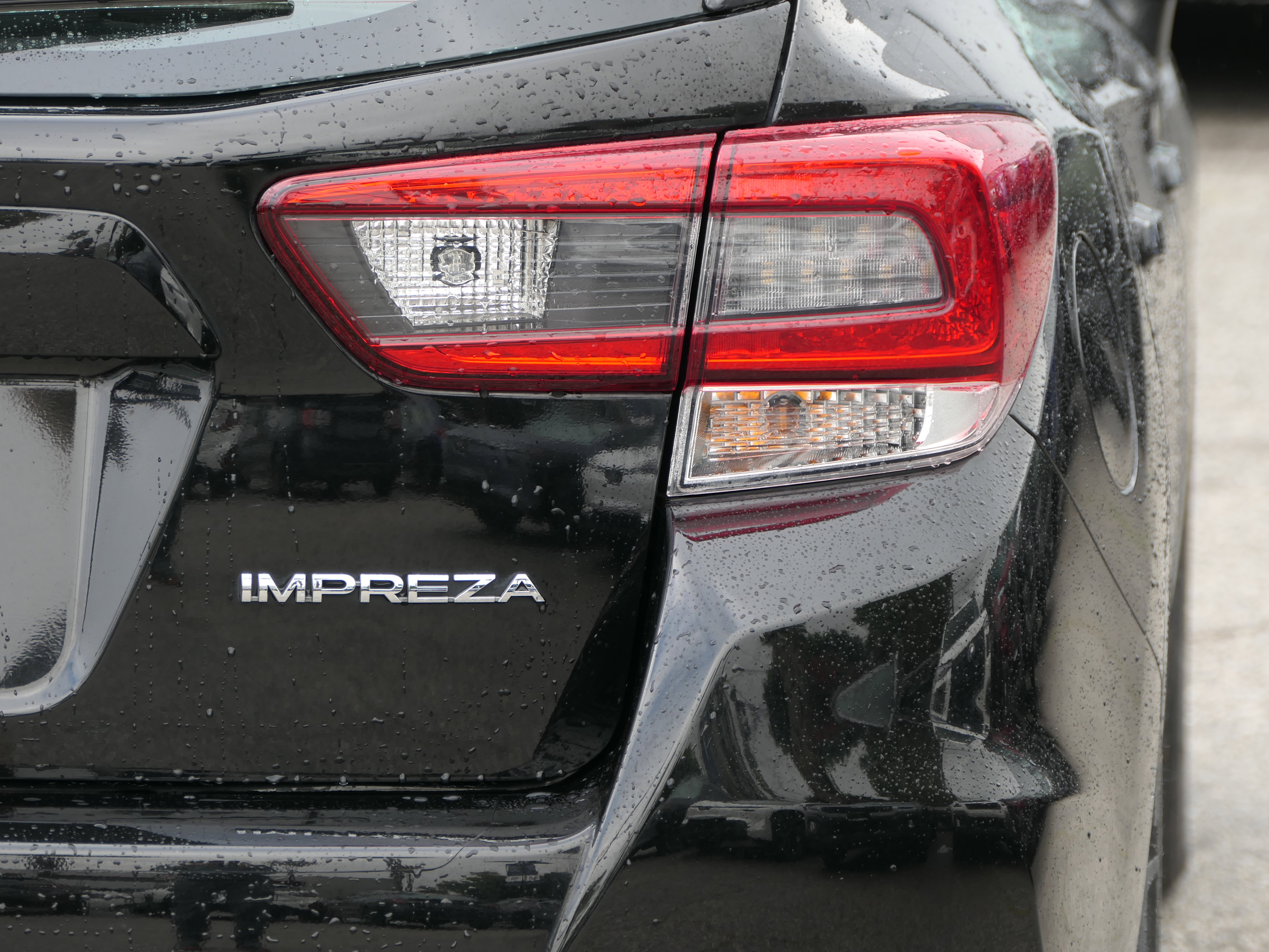 Used 2020 Subaru Impreza 2.0i image 5
