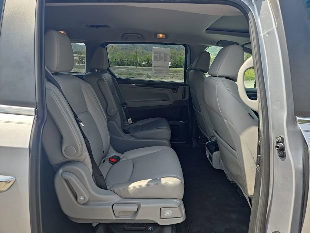 Used 2018 Honda Odyssey EX-L image 19