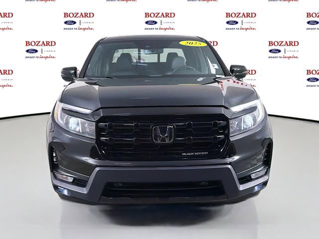 Used 2025 Honda Ridgeline Black Edition image 2