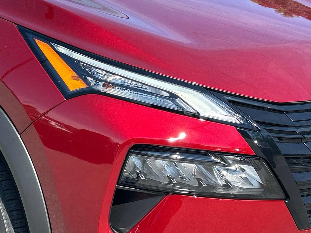 New 2026 Nissan Rogue Dark Armor AWD/4WD image 9