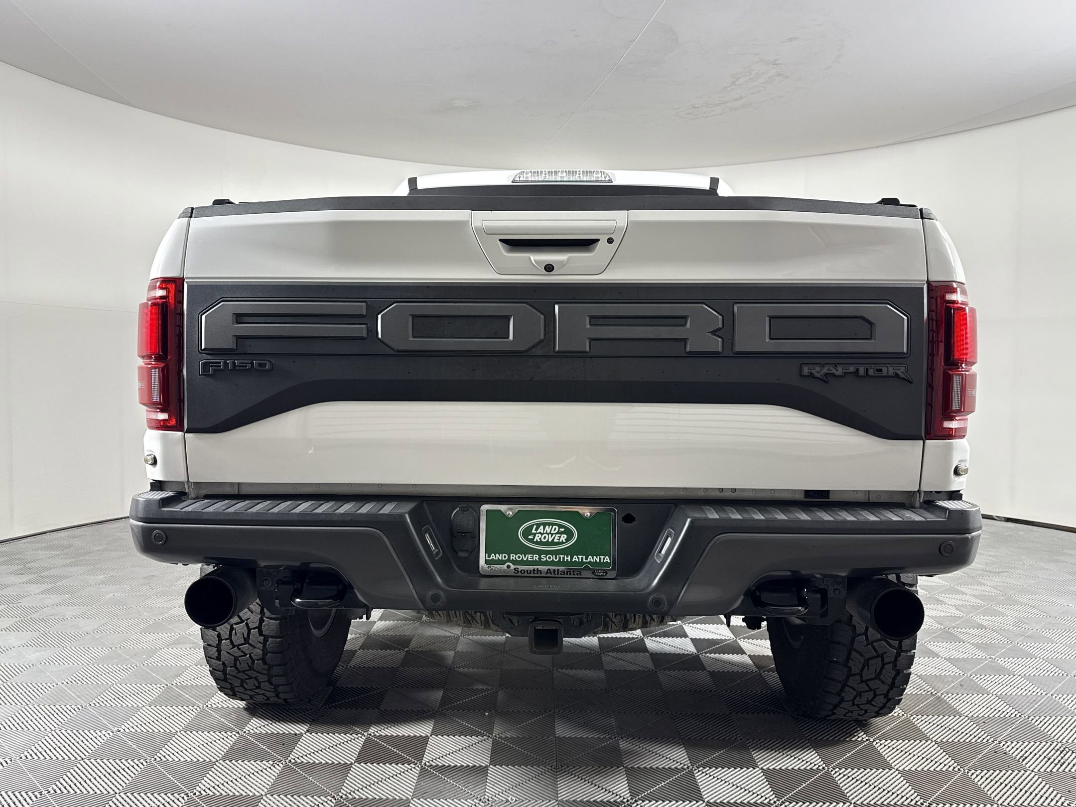 Used 2020 Ford F150 Raptor w/ Equipment Group 802A Luxury image 10