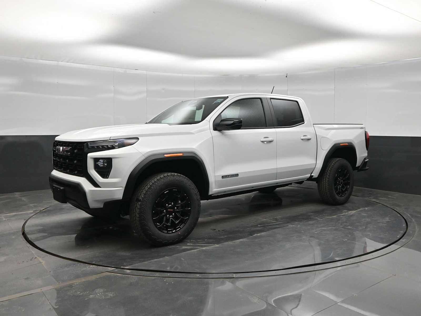 New 2026 GMC Canyon Elevation AWD/4WD image 4