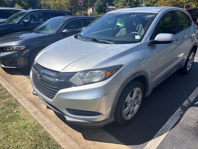 Used 2016 Honda HR-V LX image 2