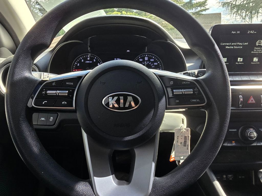 Certified 2021 Kia Forte LXS FWD image 15