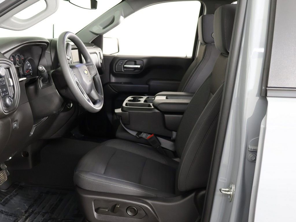 Used 2024 Chevrolet Silverado 1500 Custom AWD/4WD image 25