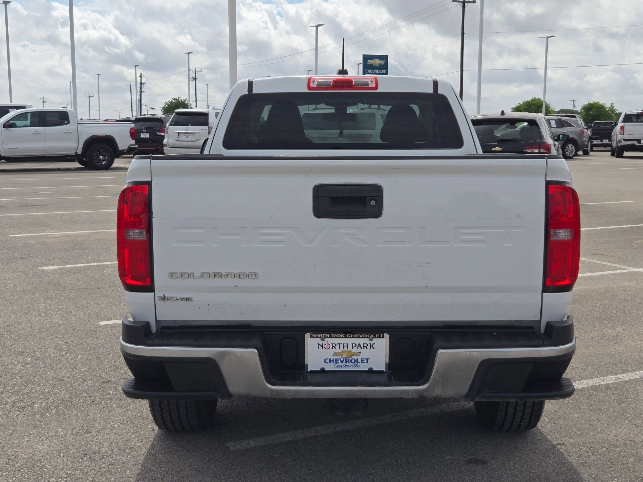 Used 2022 Chevrolet Colorado W/T RWD image 3