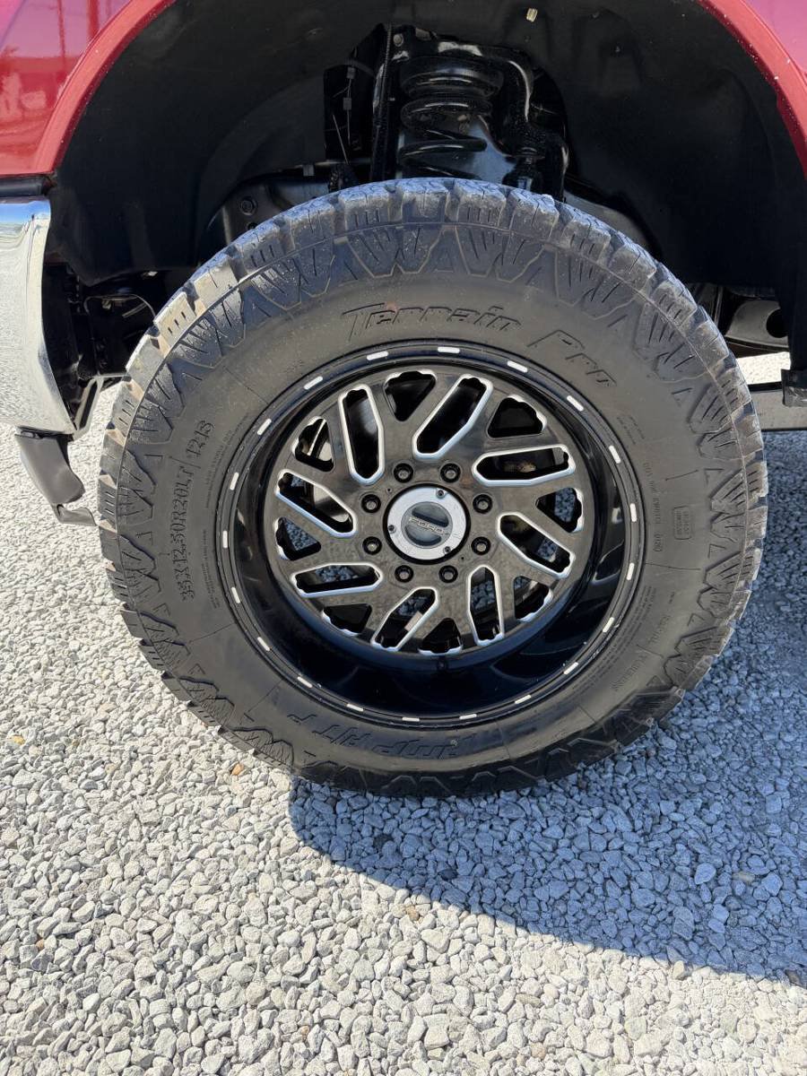 Used 2019 Ford F350 Lariat w/ Lariat Ultimate Package AWD/4WD image 16