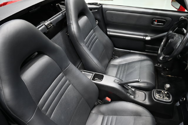 Used 2003 Toyota MR2 RWD image 12
