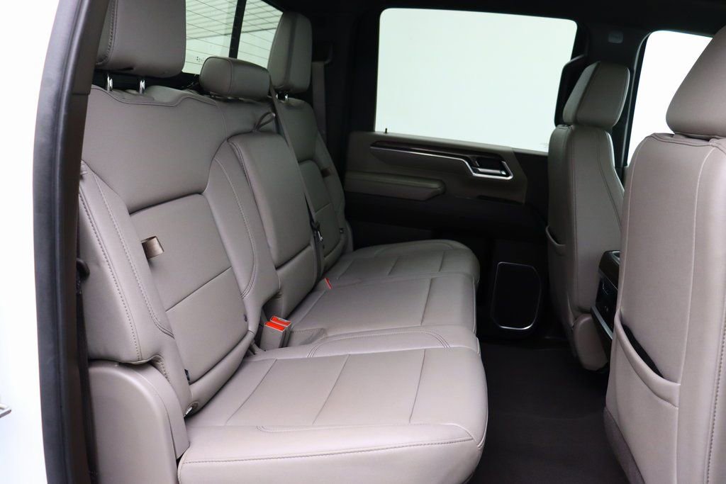 Used 2024 Chevrolet Silverado 3500 LTZ w/ LTZ Plus Package image 17