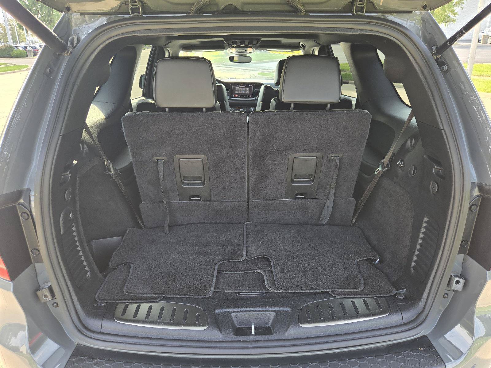 Used 2021 Dodge Durango GT RWD image 9