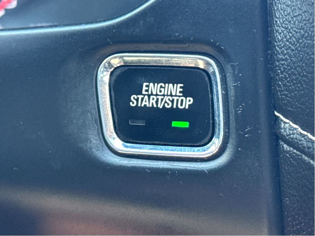 Used 2018 GMC Acadia SLE AWD/4WD image 19