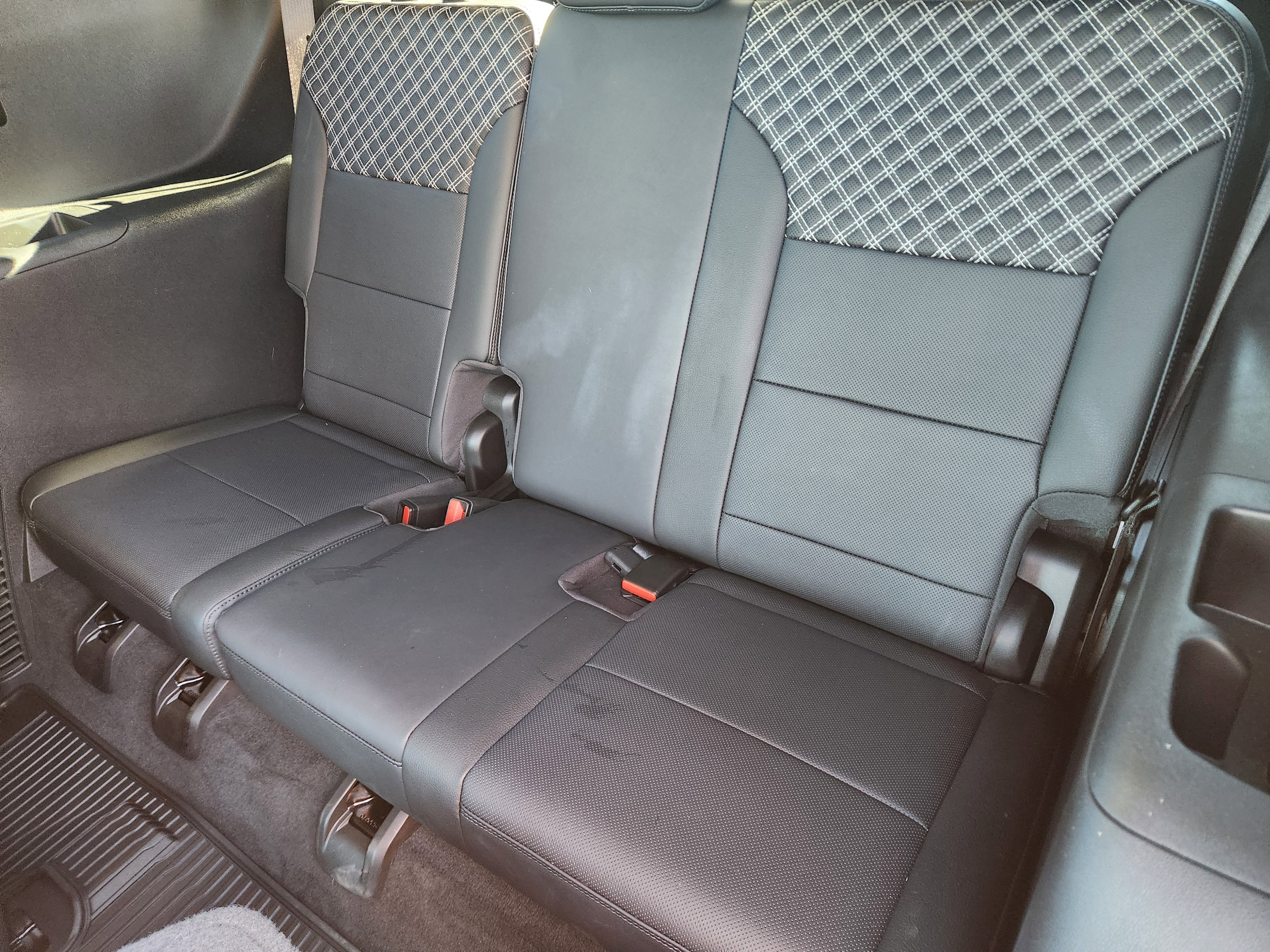 Used 2024 GMC Acadia Denali w/ Super Cruise Package image 37