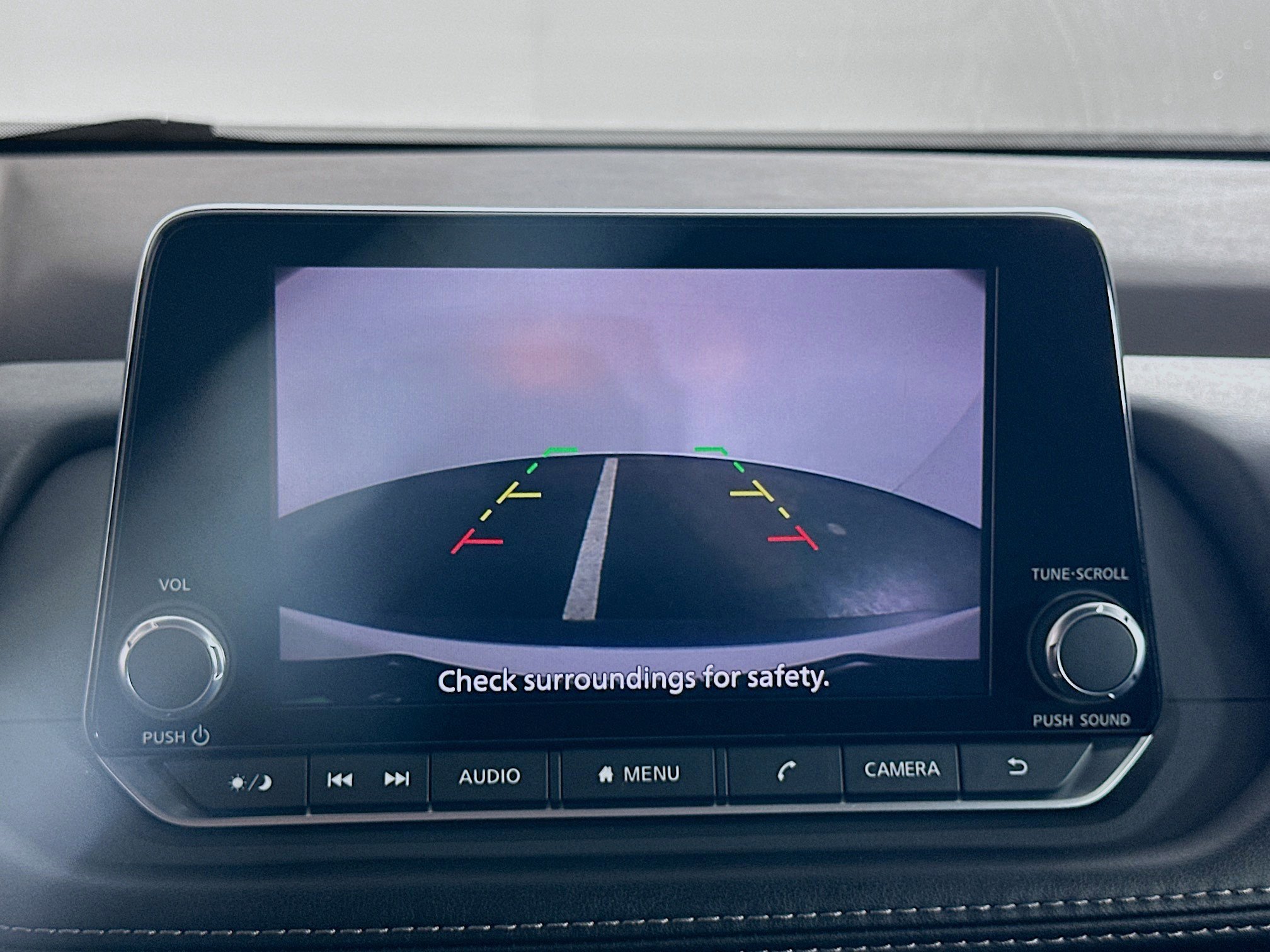 Used 2023 Nissan Rogue S image 23