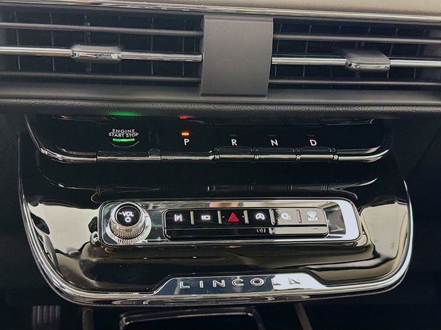 New 2026 Lincoln Corsair Premiere image 17