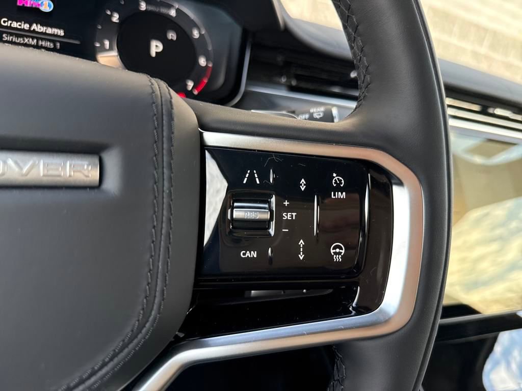 New 2025 Land Rover Range Rover Sport image 21