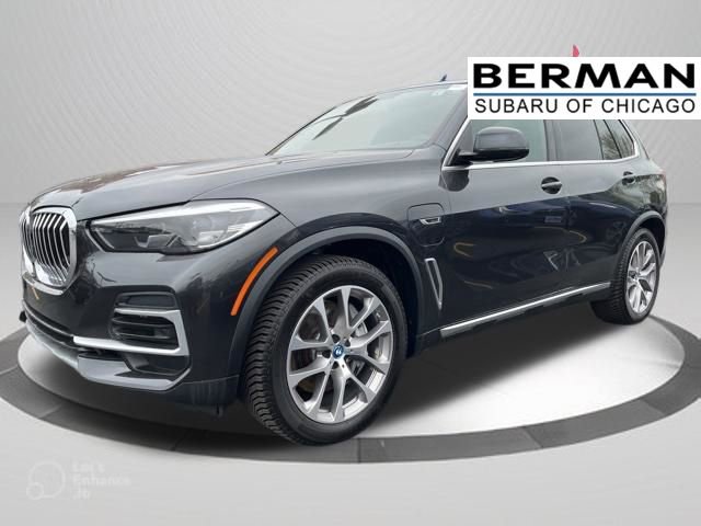 Used 2022 BMW X5 xDrive45e image 2