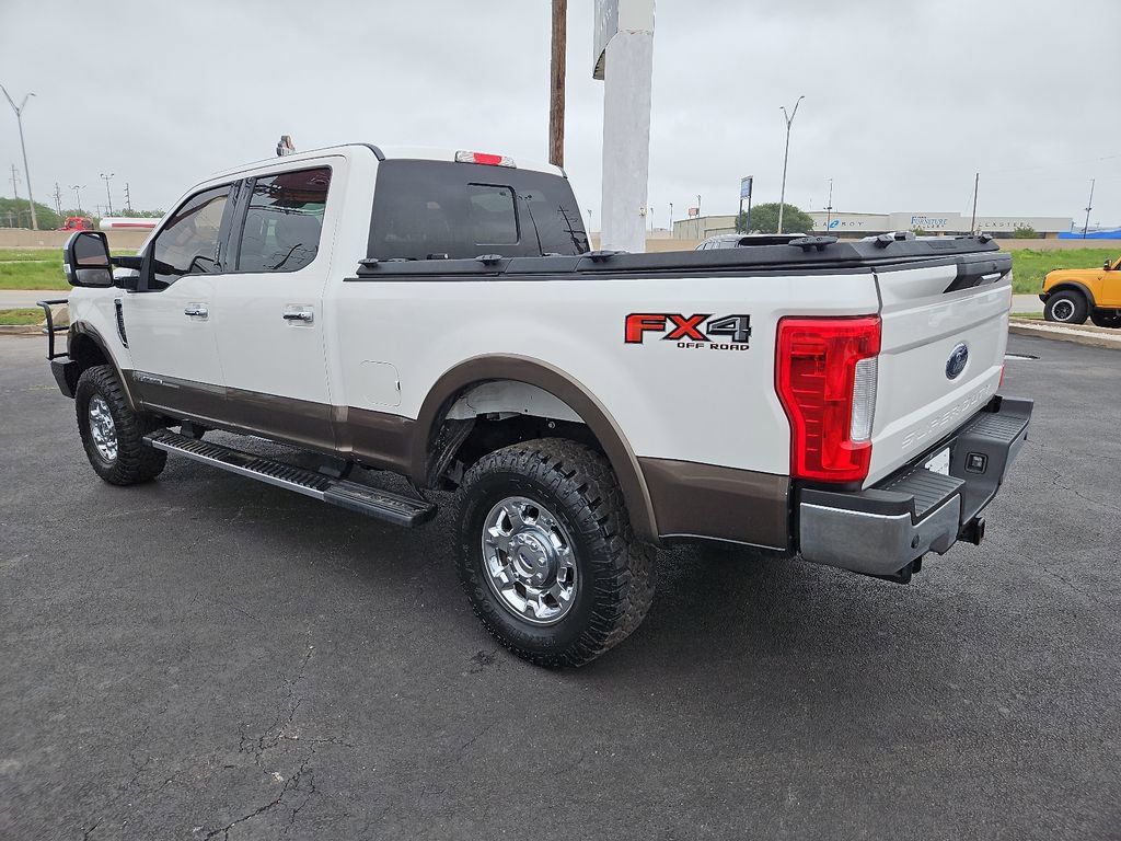 Used 2017 Ford F250 Lariat w/ Chrome Package AWD/4WD image 4