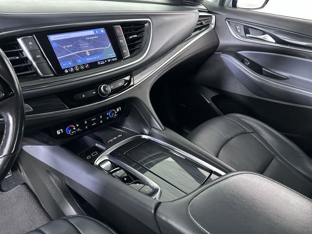 Used 2024 Buick Enclave Premium AWD/4WD image 36