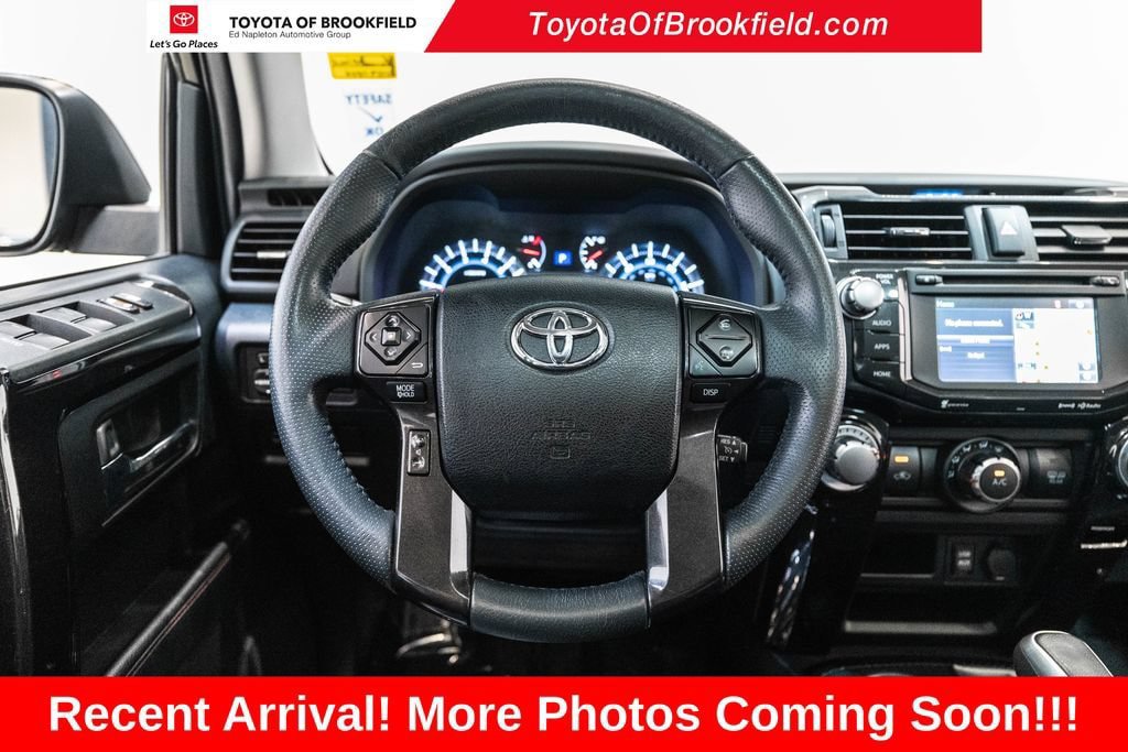 Used 2018 Toyota 4Runner TRD Off-Road Premium AWD/4WD image 15
