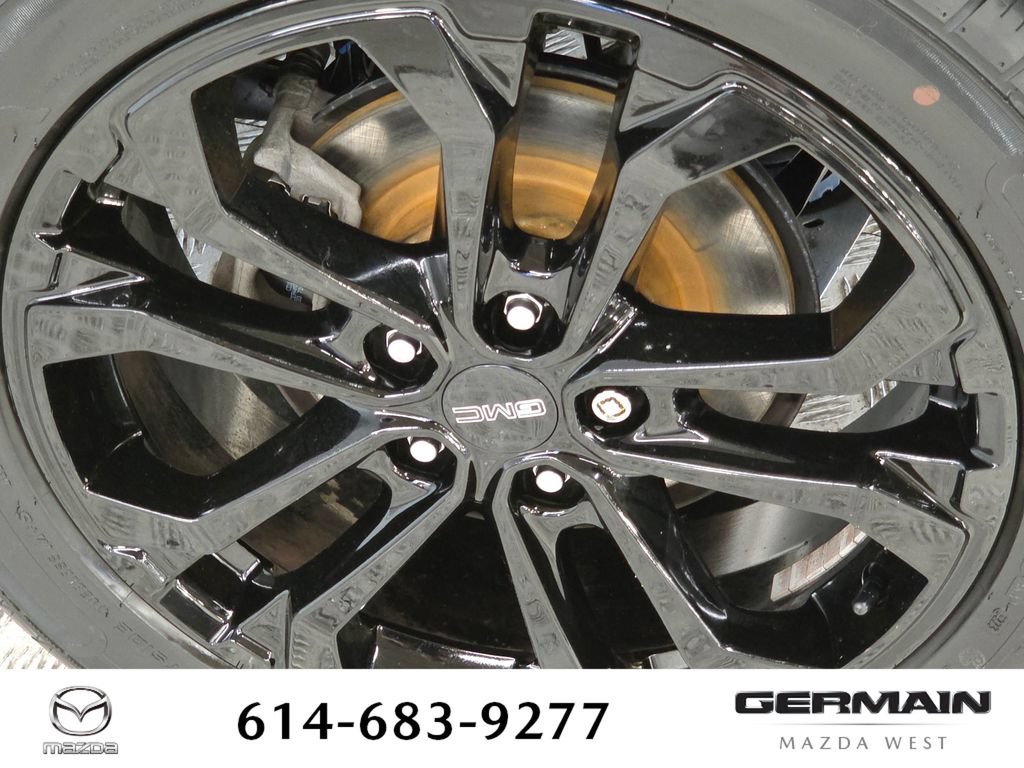 Used 2020 GMC Terrain SLE w/ Driver Convenience Package FWD image 15