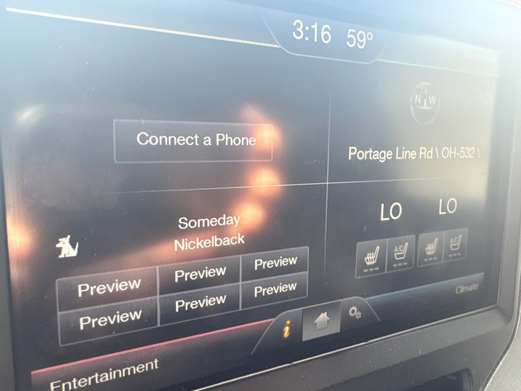 Used 2015 Ford F250 Lariat w/ Lariat Ultimate Package AWD/4WD image 18
