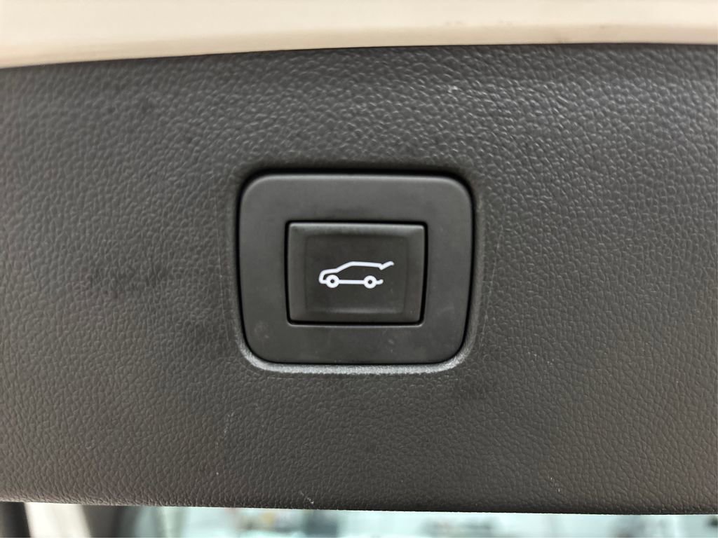 Used 2025 Buick Envista Sport Touring w/ Convenience I Package image 14