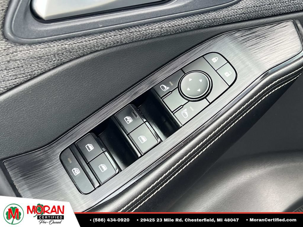 Used 2022 Nissan Rogue SV AWD/4WD image 16