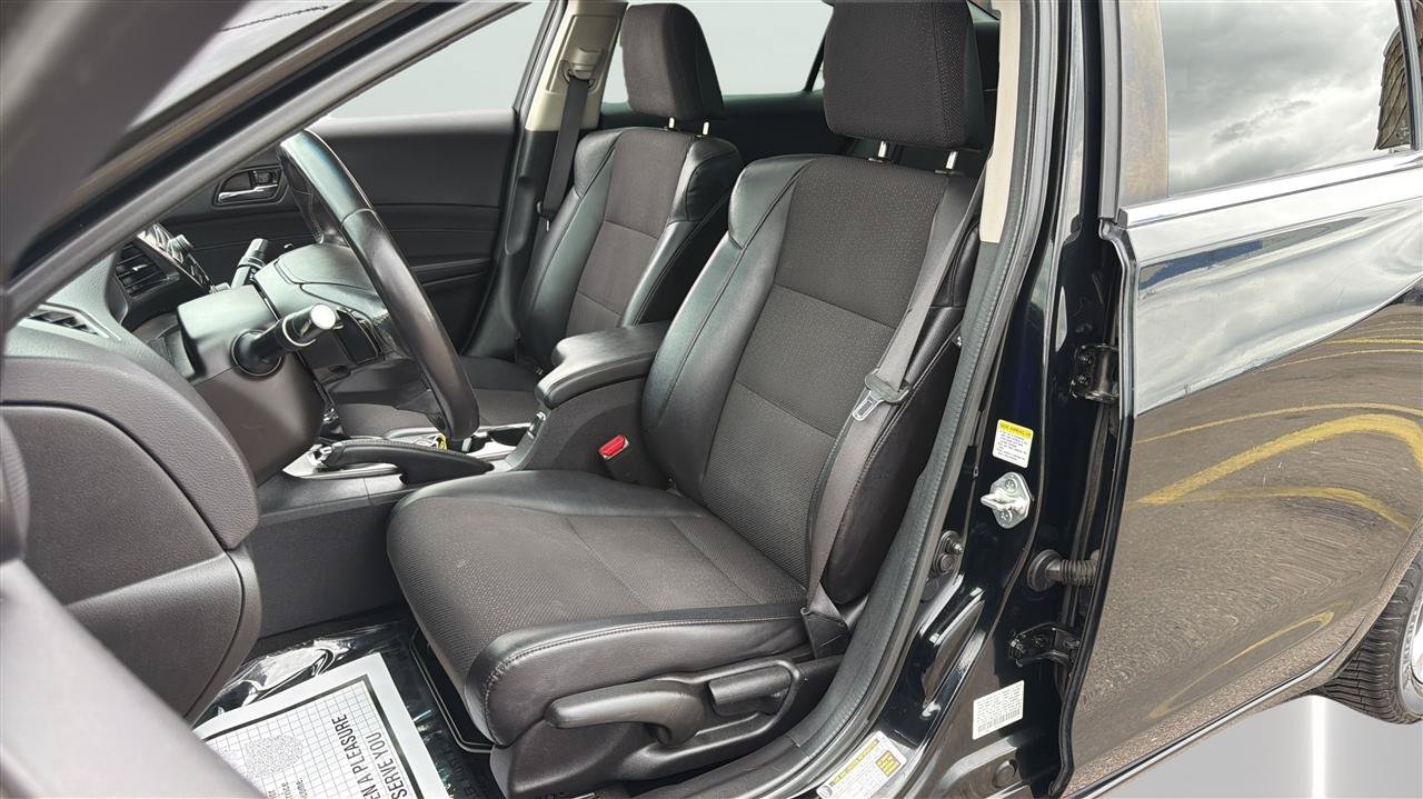 Used 2013 Acura ILX FWD image 12