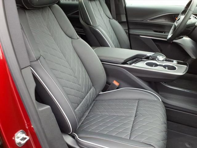 New 2026 Cadillac Lyriq V AWD/4WD image 22