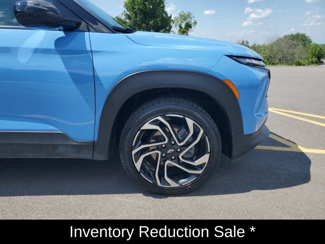 Used 2024 Chevrolet TrailBlazer RS w/ Convenience Package AWD/4WD image 8