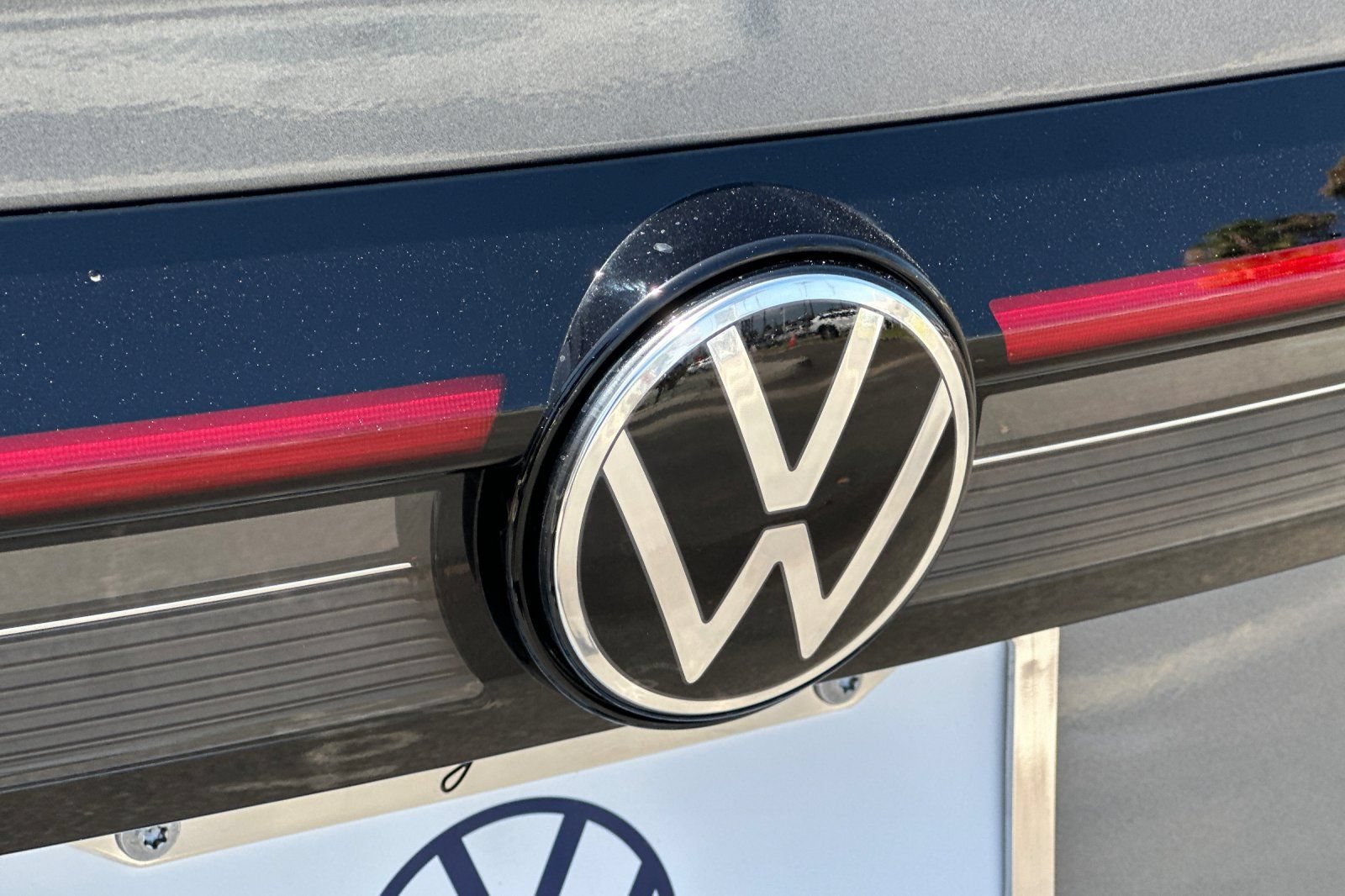 New 2026 Volkswagen Taos S FWD image 7