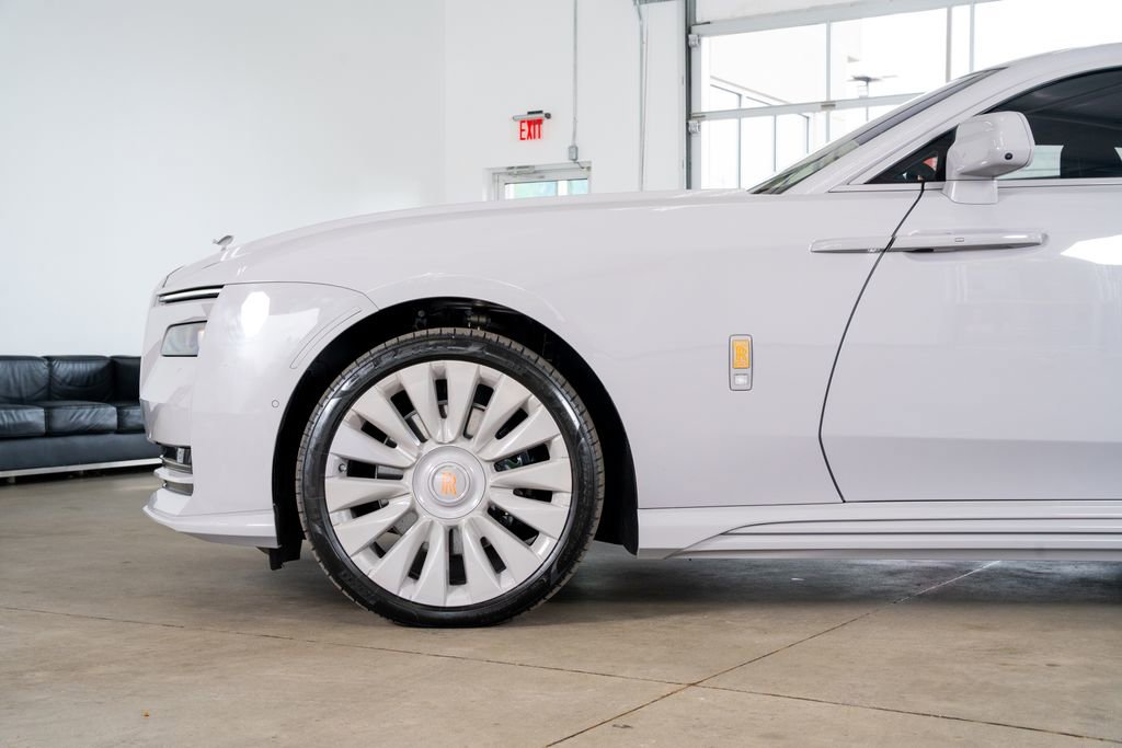 Used 2024 Rolls-Royce Spectre w/ Spectre Launch Package AWD/4WD image 24