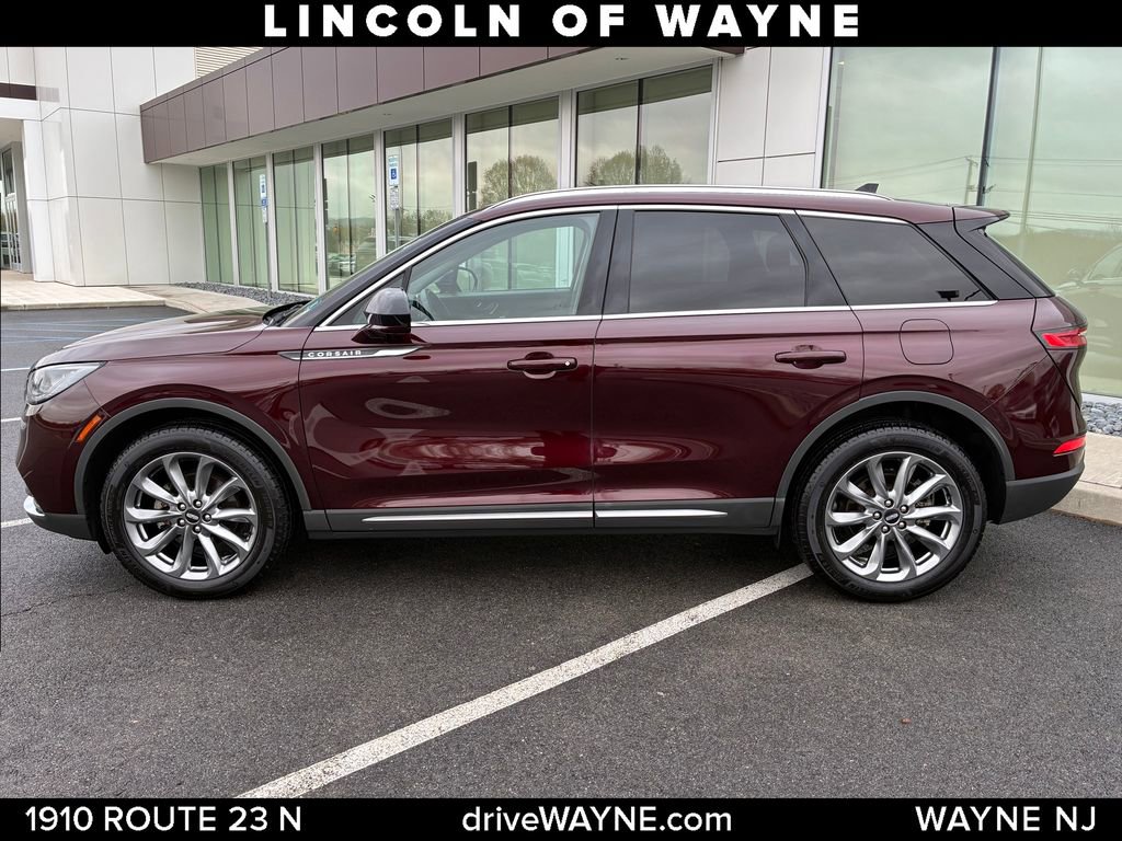 Used 2020 Lincoln Corsair AWD w/ Premium Package image 2