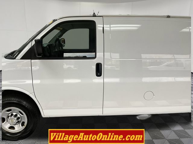 Used 2014 Chevrolet Express 2500 image 8