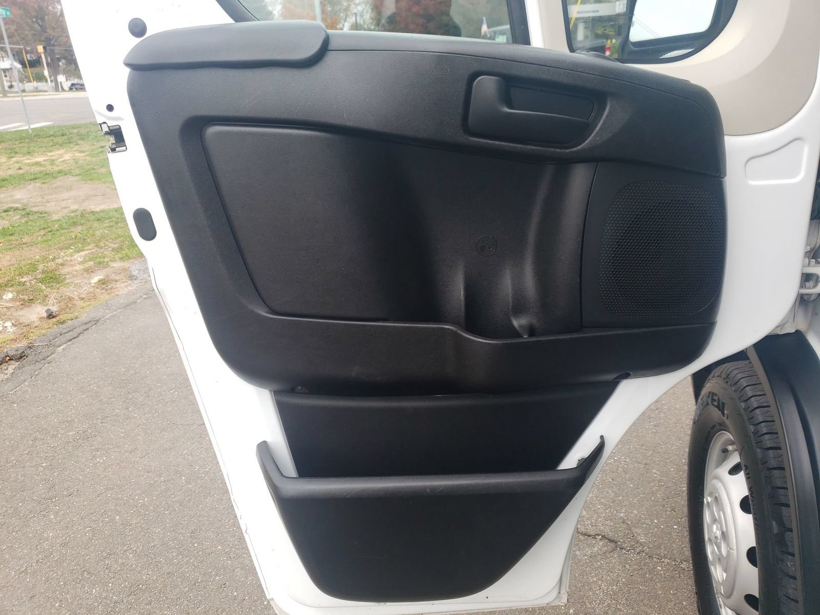 Used 2019 RAM ProMaster 2500 FWD image 30