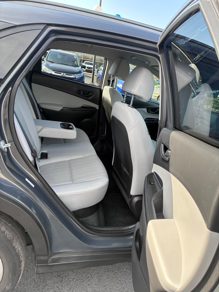 Used 2023 Hyundai Kona SEL AWD/4WD image 23