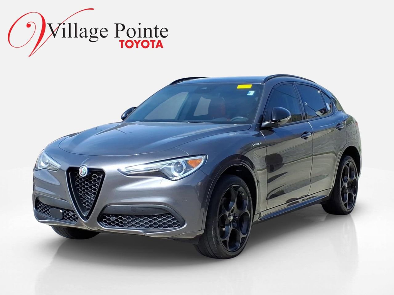 Used 2022 Alfa Romeo Stelvio Veloce image 1