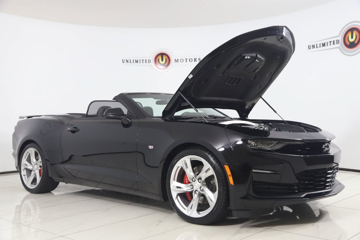 Used 2023 Chevrolet Camaro SS RWD image 26