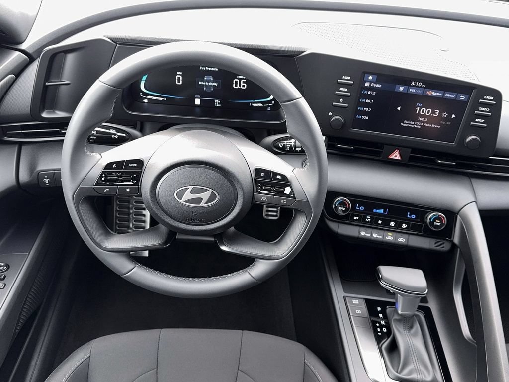 New 2026 Hyundai Elantra Sport FWD image 26